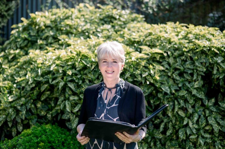 Susan mcgregor celebrant funerals memorials 768x511