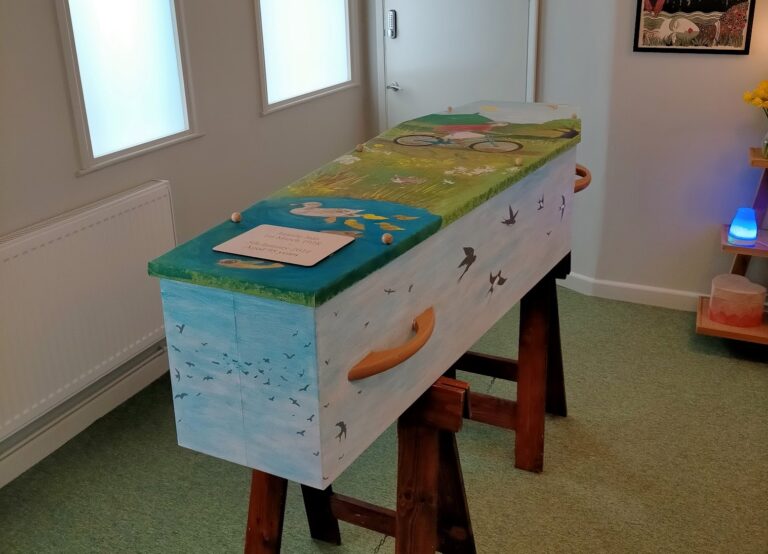 hand painted funeral 768x554